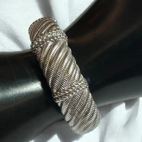 VTG Judith Ripka 925 Sterling Silver & CZ Stones Hinged Cuff Bracelet, 69.75 G - Picture 2 of 9